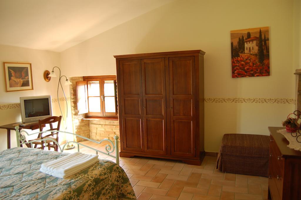 Farm stay Agriturismo Casale Dei Frontini San Terenziano