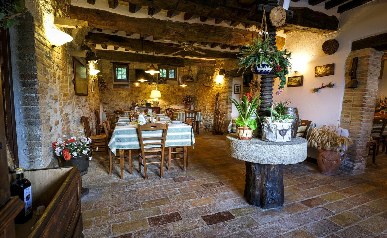 Agriturismo Casale Dei Frontini Farm stay