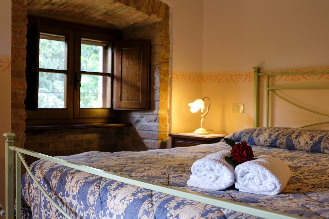 Agriturismo Casale Dei Frontini Farm stay *